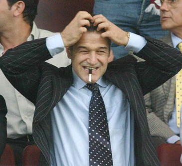 Gigi Becali a fost oprit sa faca un super transfer