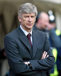 Arsene Wenger si Henry la Barcelona