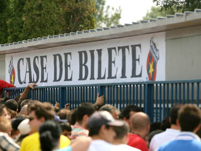Aglomeratie la casele de bilete din Ghencea