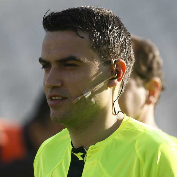 Ovidiu Hategan un golan al arbitrajului ....