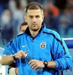 Ilie Stan ramane , Edi Iordanescu pleaca
