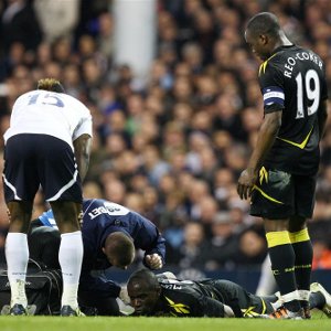 Drama lui Fabrice Muamba la jocul Tottenham - Bolton